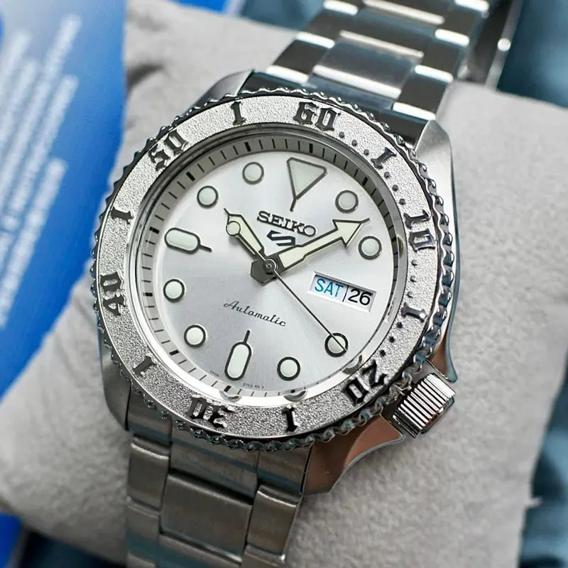 Seiko 5 Sports Silver Dial Automatic Men's Watch- SRPE71